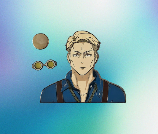 Nanami magnetic enamel pin with removable glasses
