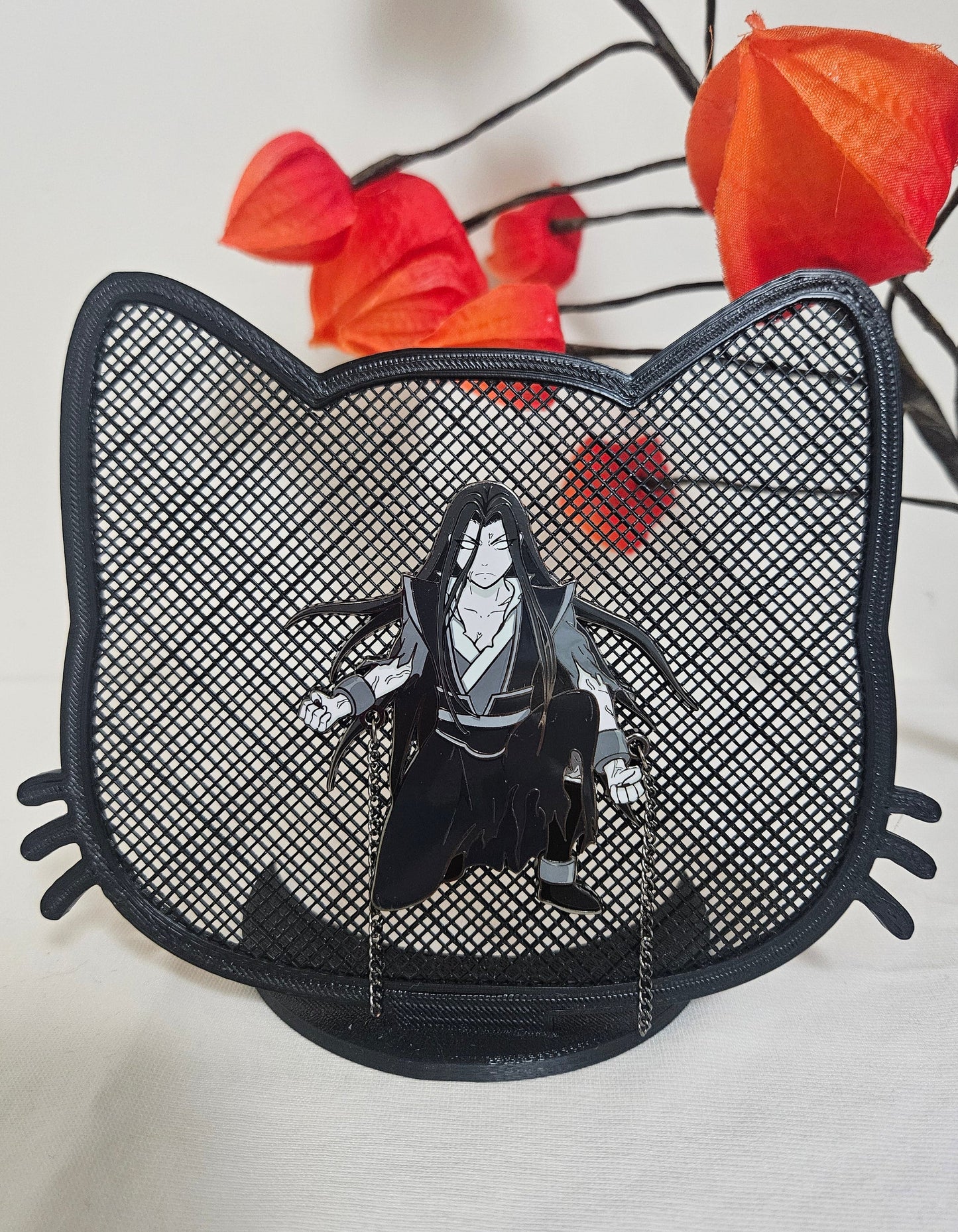 Wen Ning enamel pin w/moving chains