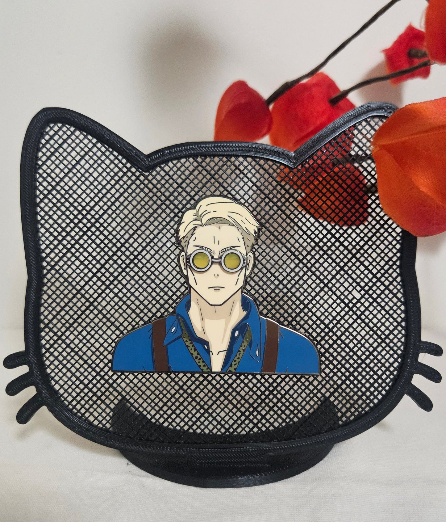 Nanami magnetic enamel pin with removable glasses